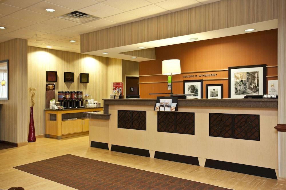Hampton Inn Winchester Kültér fotó