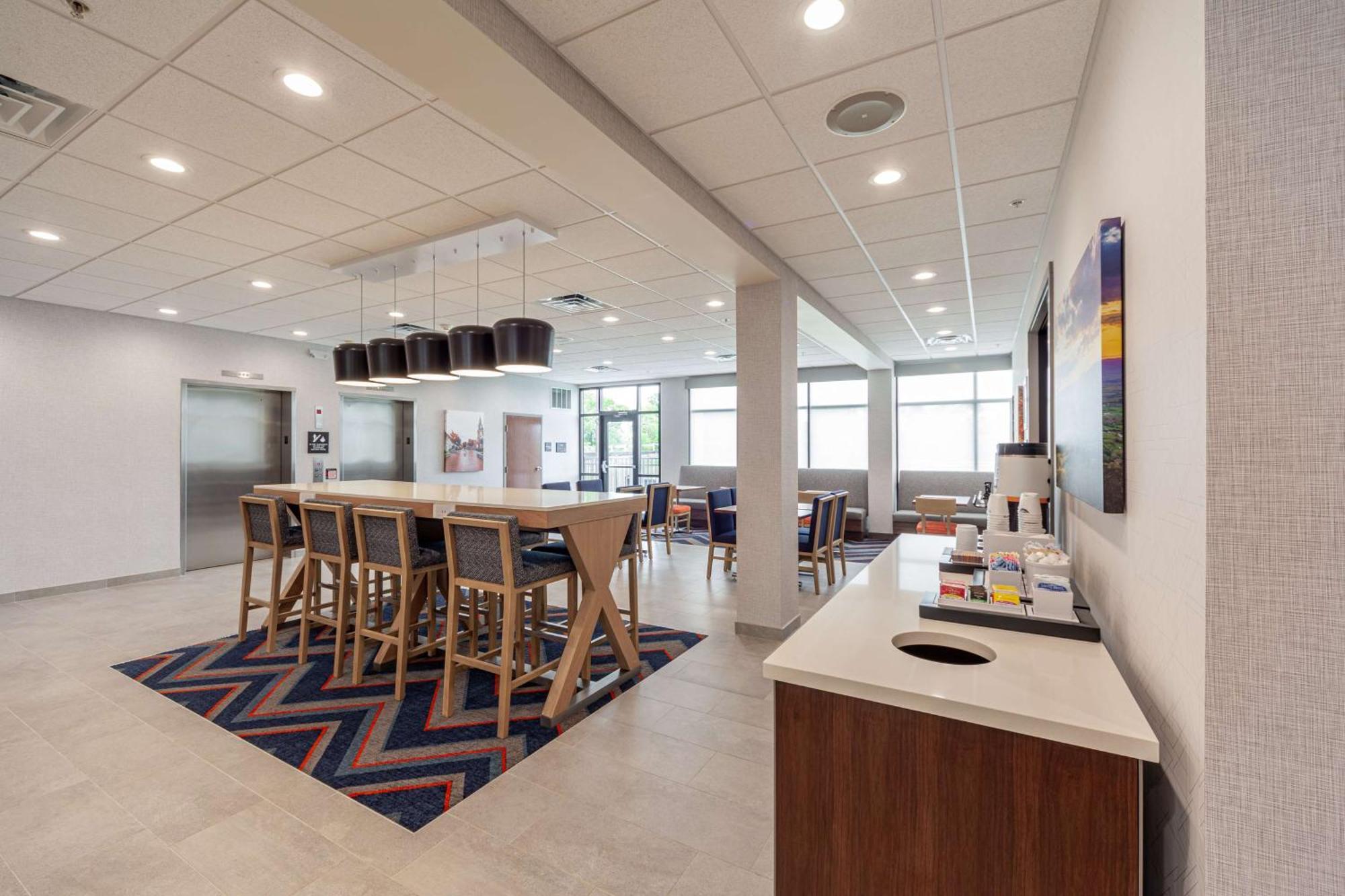 Hampton Inn Winchester Kültér fotó